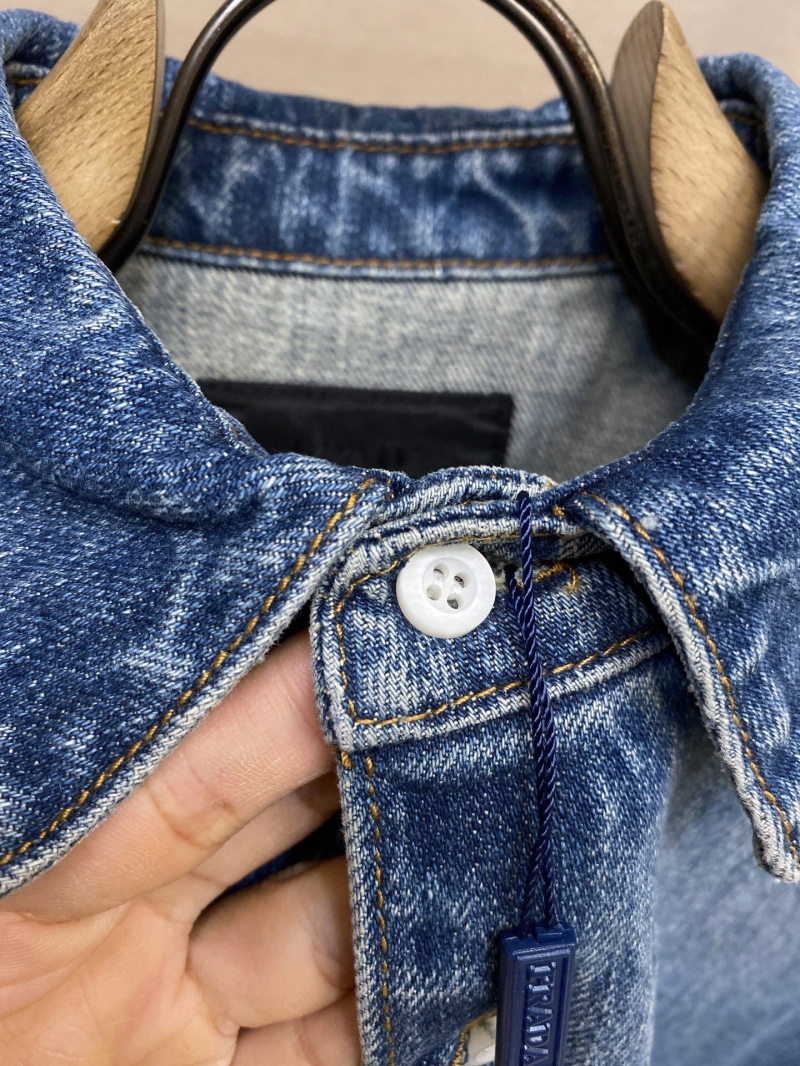 Pra*a jeans